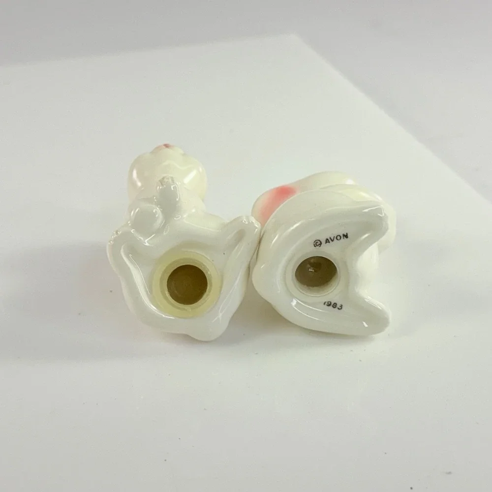 Avon 1983 Bunny Mates Ceramic Salt Pepper Shakers White Pink Rabbit Flower Chip